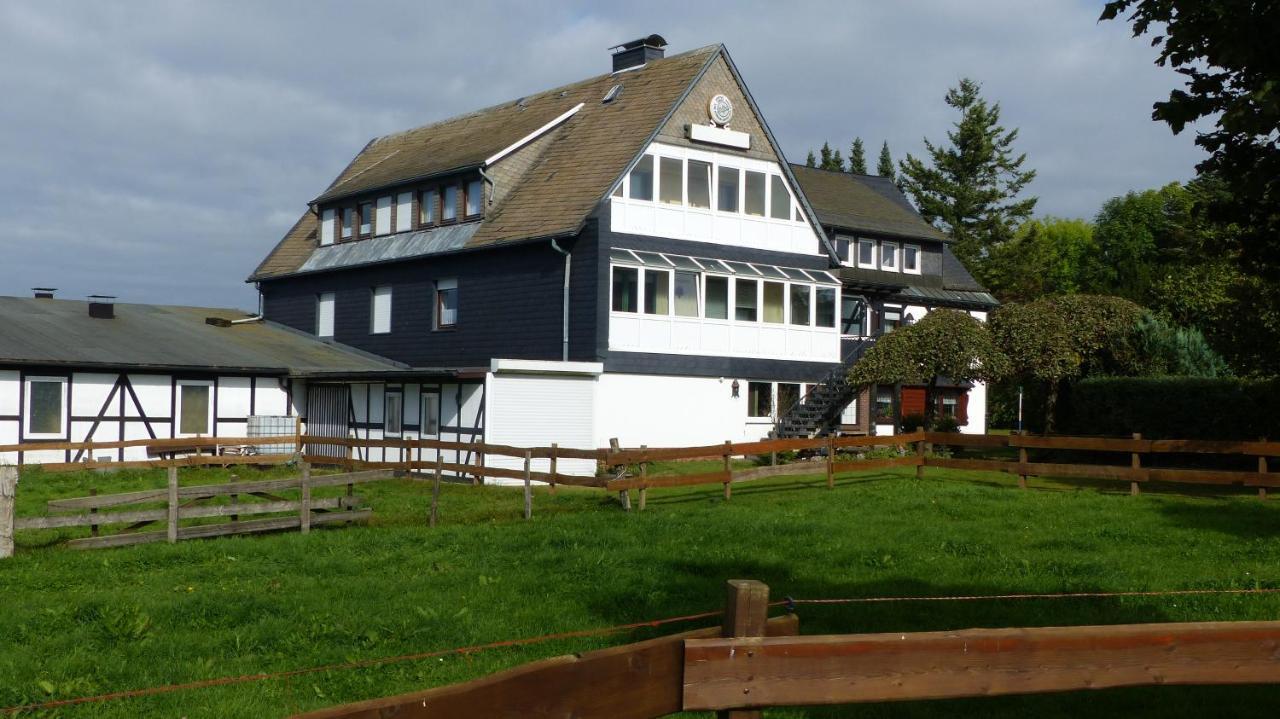 Aussichtsbauernhofpension Hof Gretchens Winterberg Esterno foto