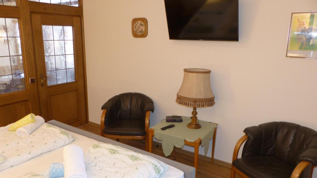 Aussichtsbauernhofpension Hof Gretchens Winterberg Esterno foto