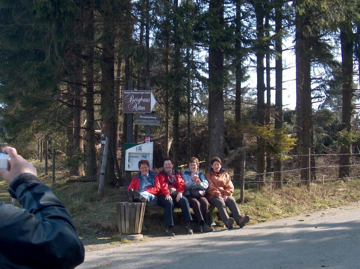 Aussichtsbauernhofpension Hof Gretchens Winterberg Esterno foto