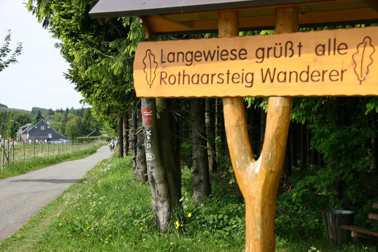 Aussichtsbauernhofpension Hof Gretchens Winterberg Esterno foto